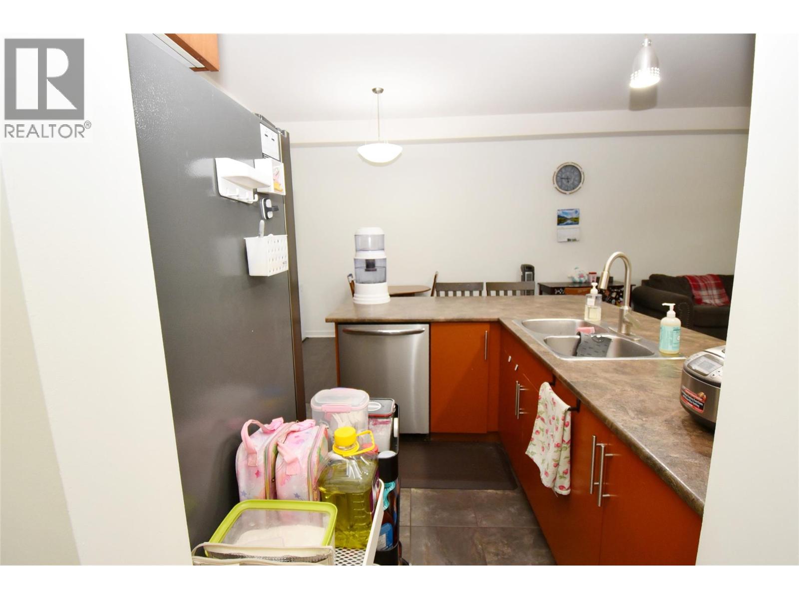 #102 4205 27 Street - 14