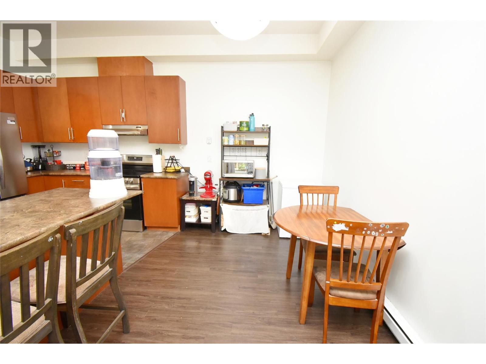 #102 4205 27 Street - 23