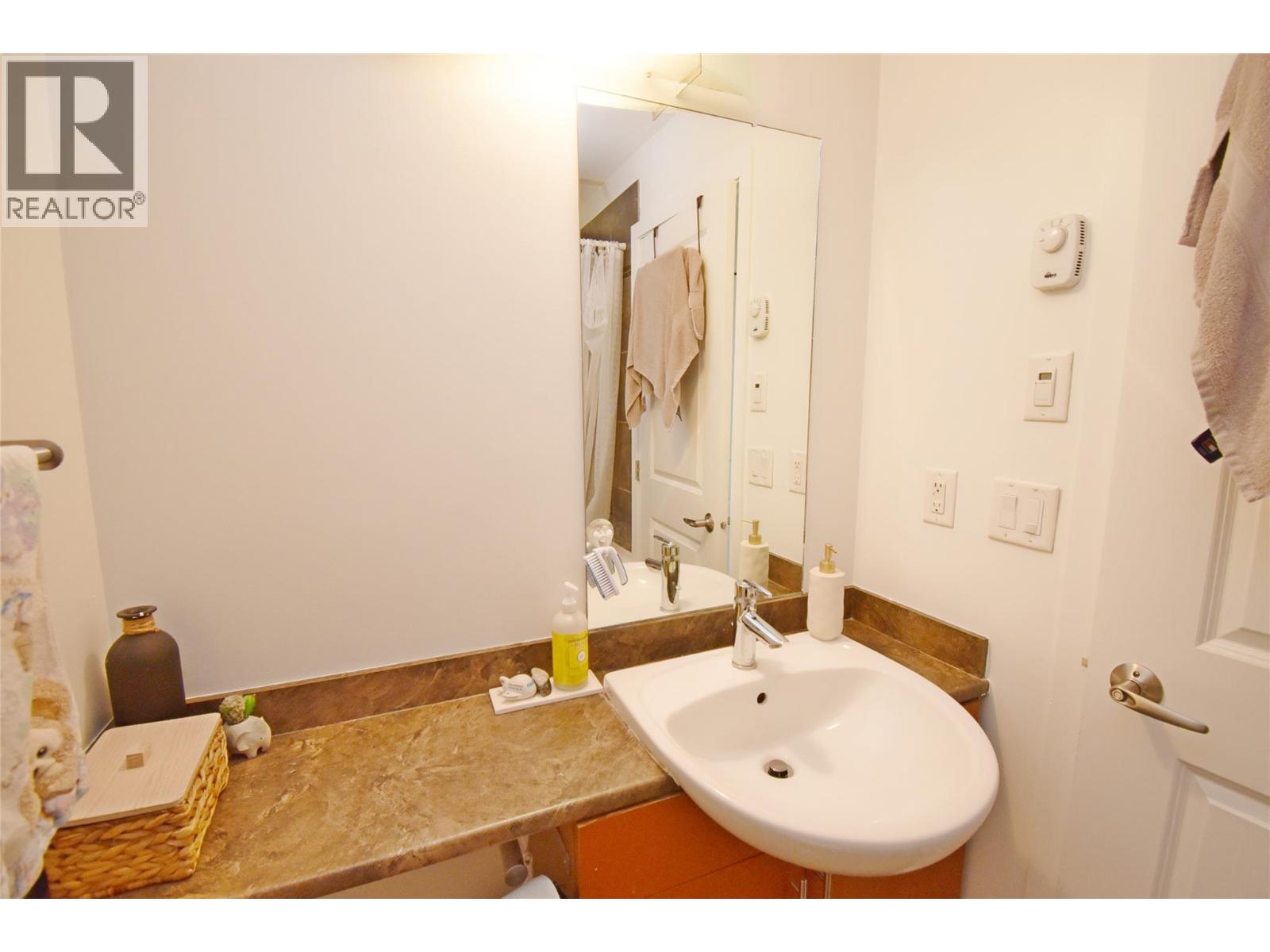 #102 4205 27 Street - 46