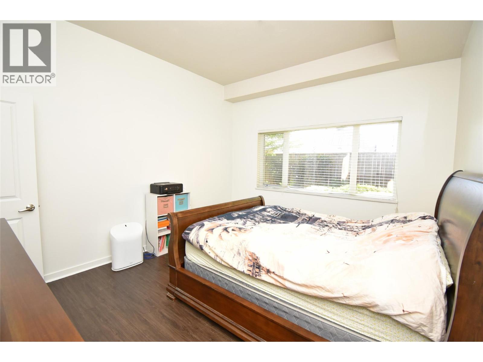 #102 4205 27 Street - 37