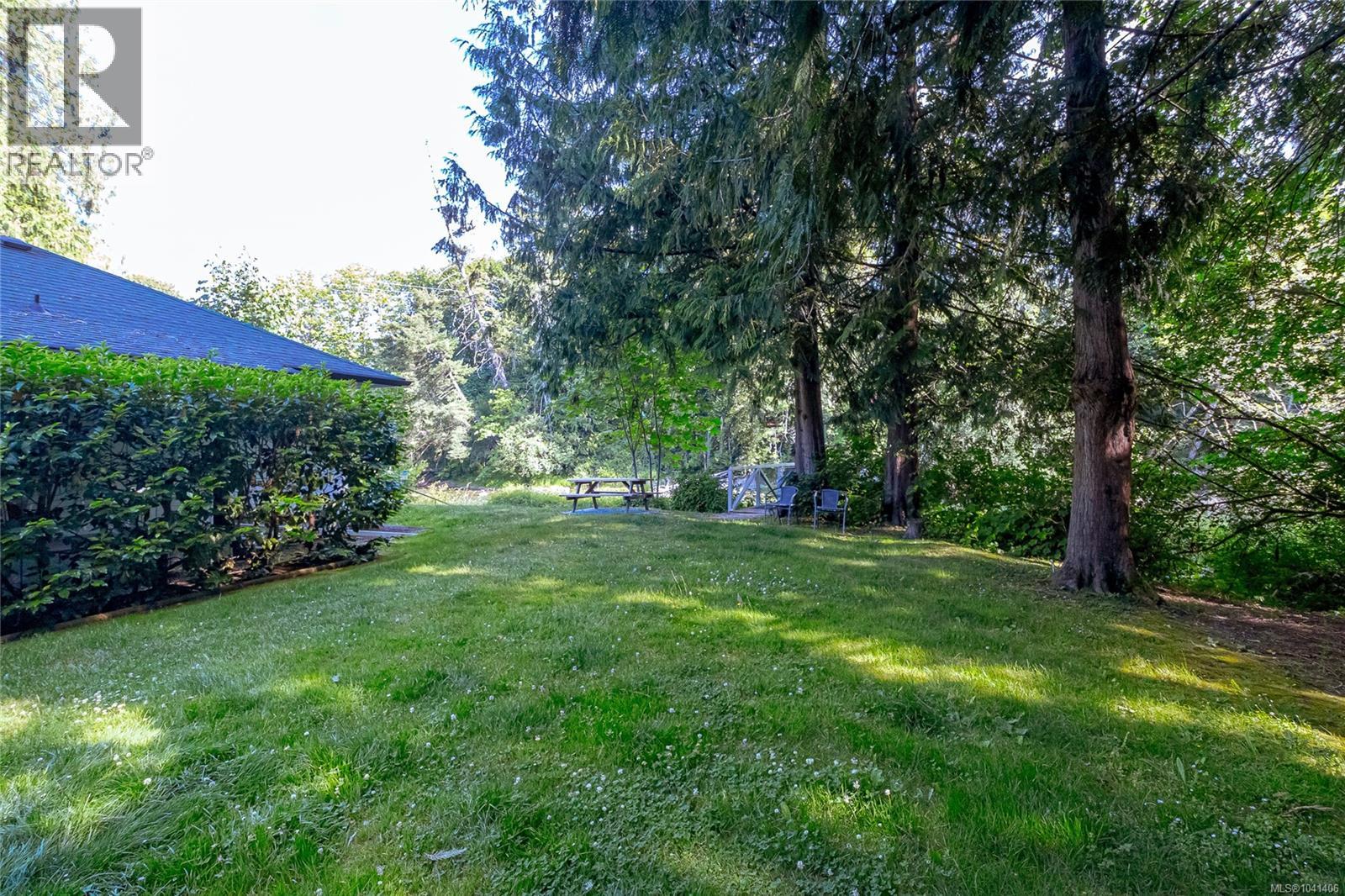 #11 77 Nelson Rd - 19