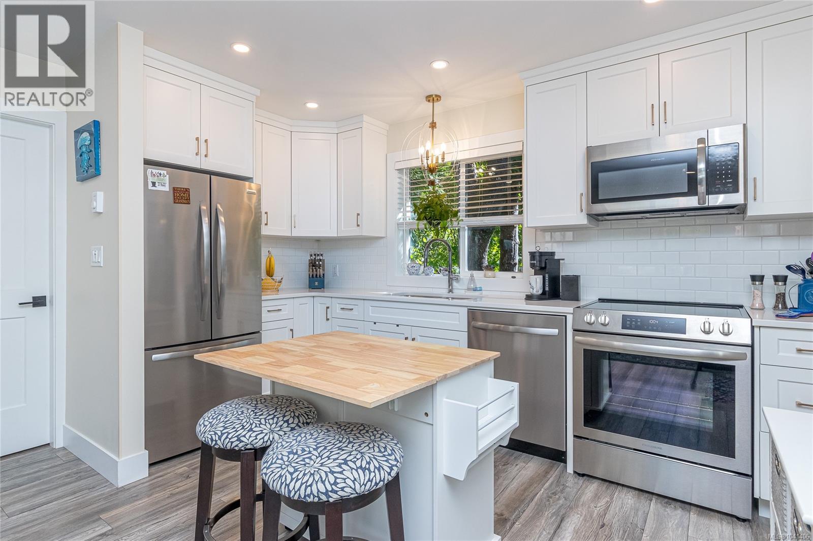 #11 77 Nelson Rd - 7