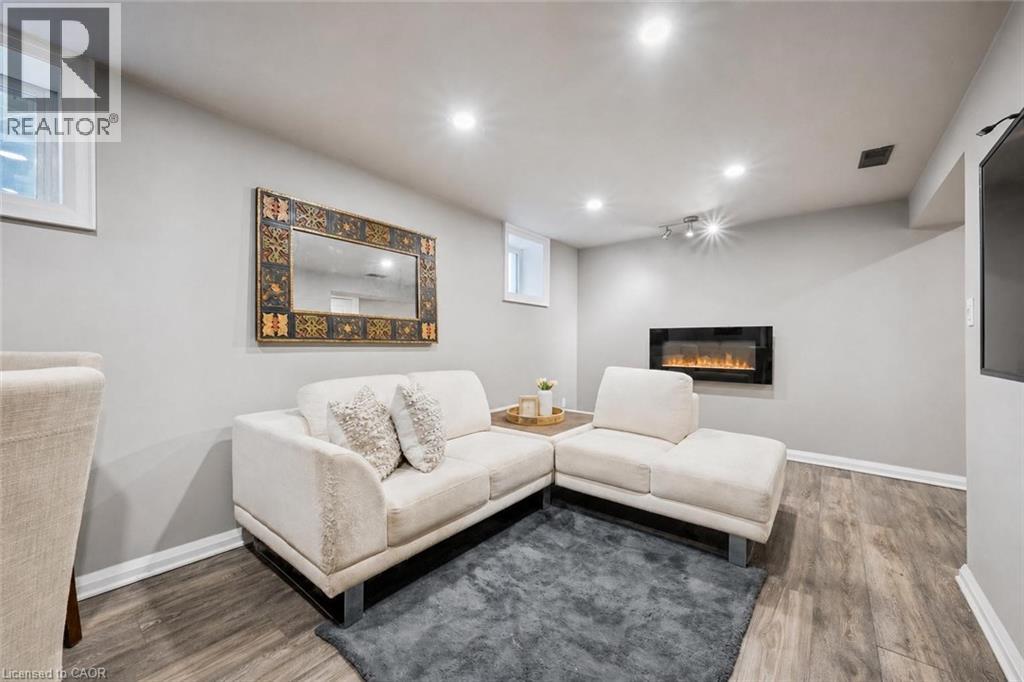 314 PAISLEY Road - 9
