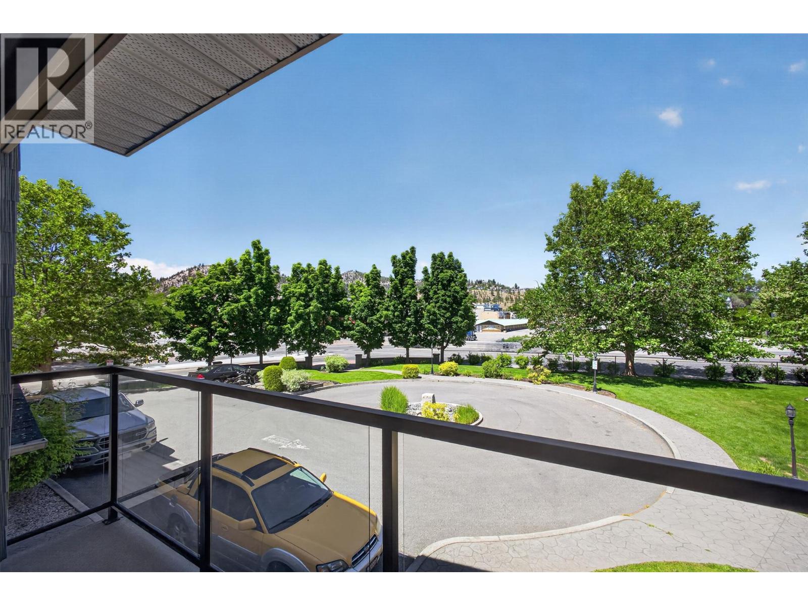 #204 135 Ziprick Road - 16