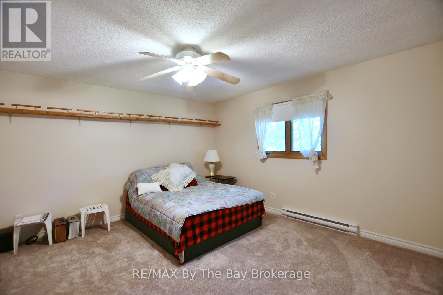 69 FREDERICK DRIVE - 27