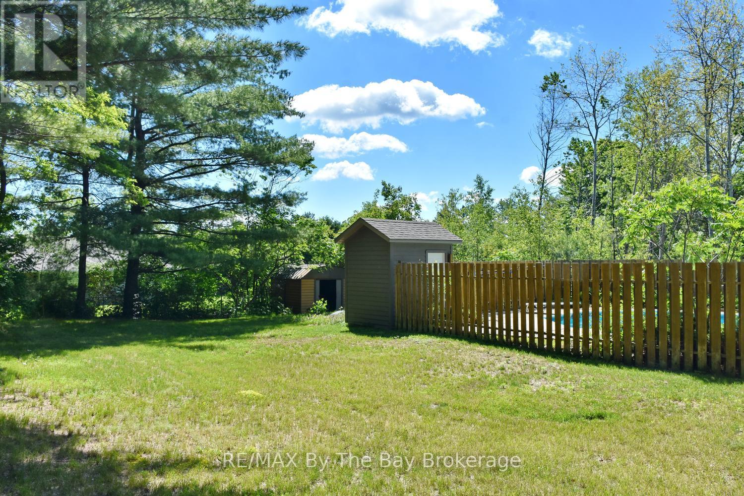 69 FREDERICK DRIVE - 41