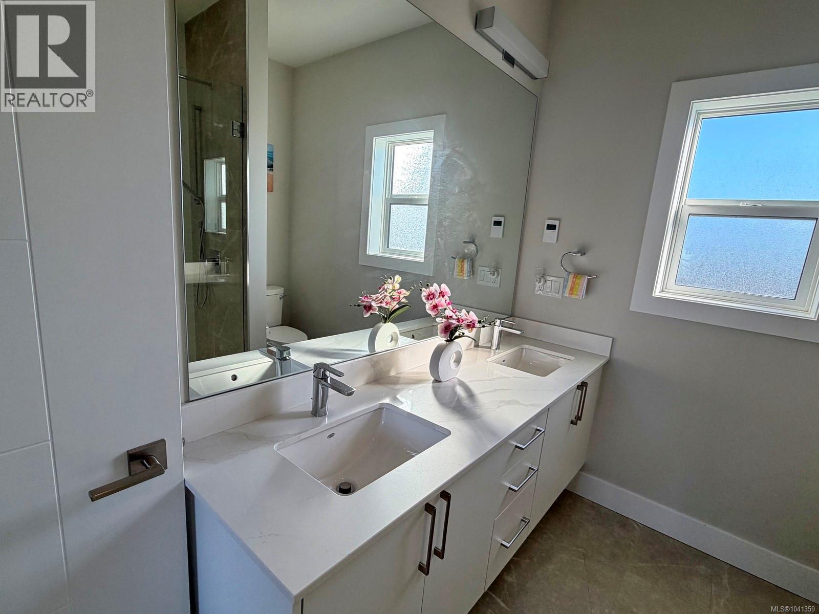 #108 946 Jenkins Ave - 14