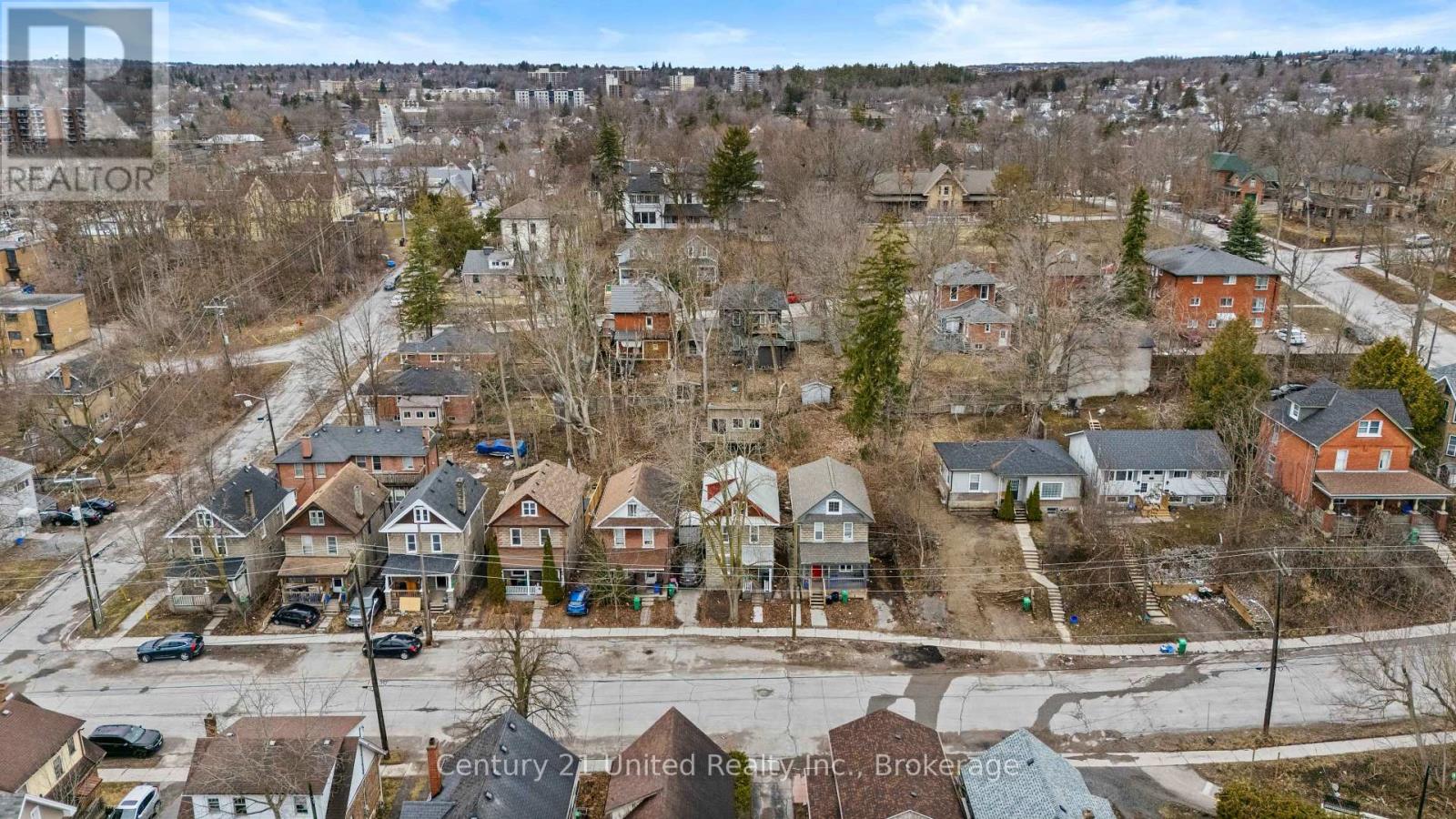 575 BETHUNE STREET - 28