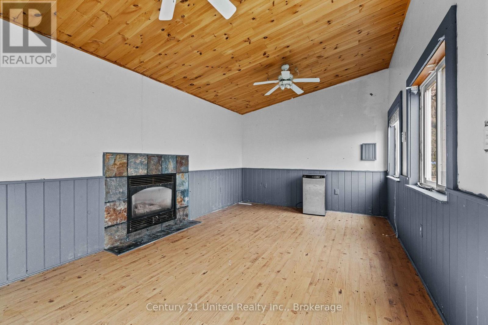 575 BETHUNE STREET - 7