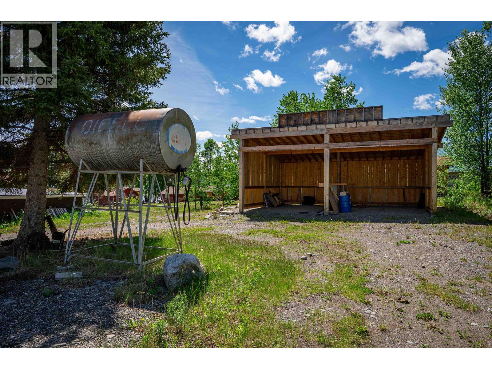 3918 PUNTZI LAKE ROAD - 39