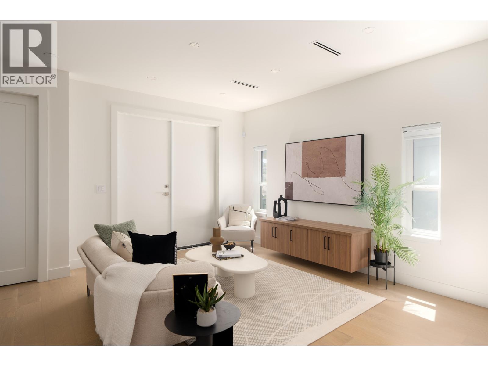2 6176 ELGIN AVENUE, Burnaby