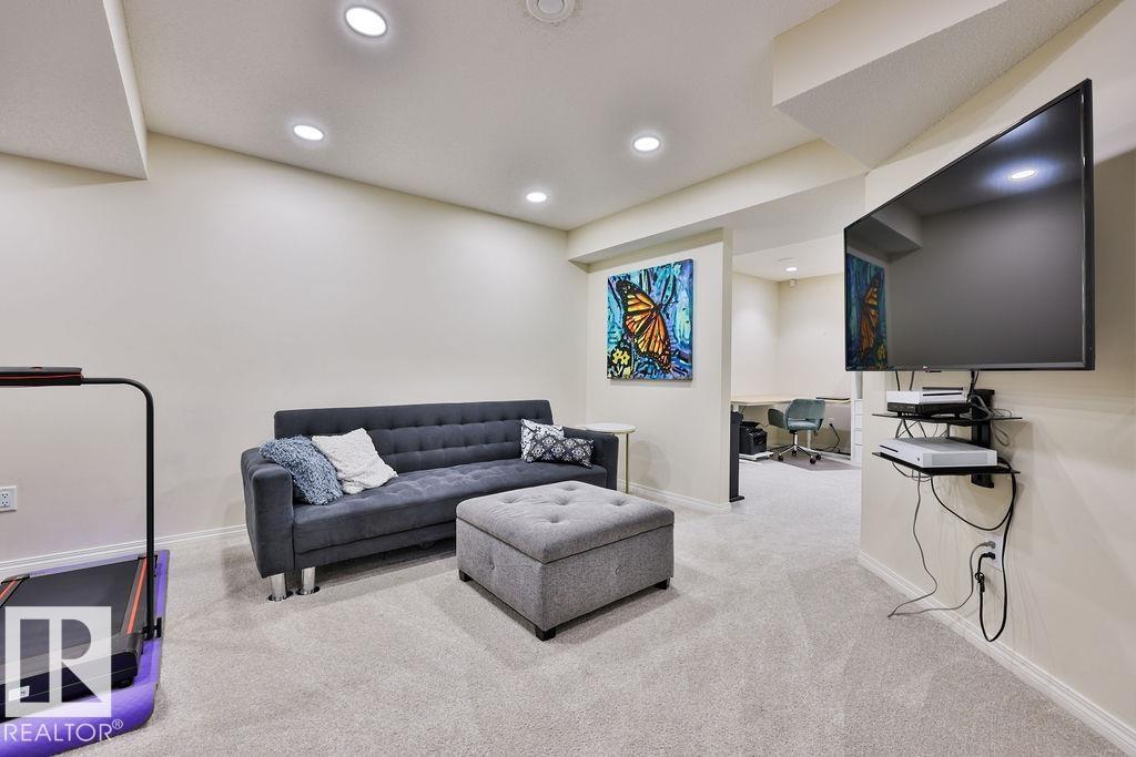 8760 STEIN LN NW — photo 15