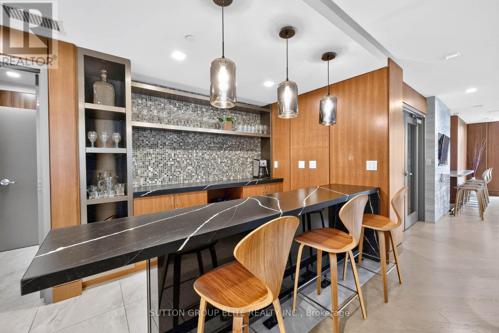 #344 1575 LAKESHORE ROAD W - Image 37