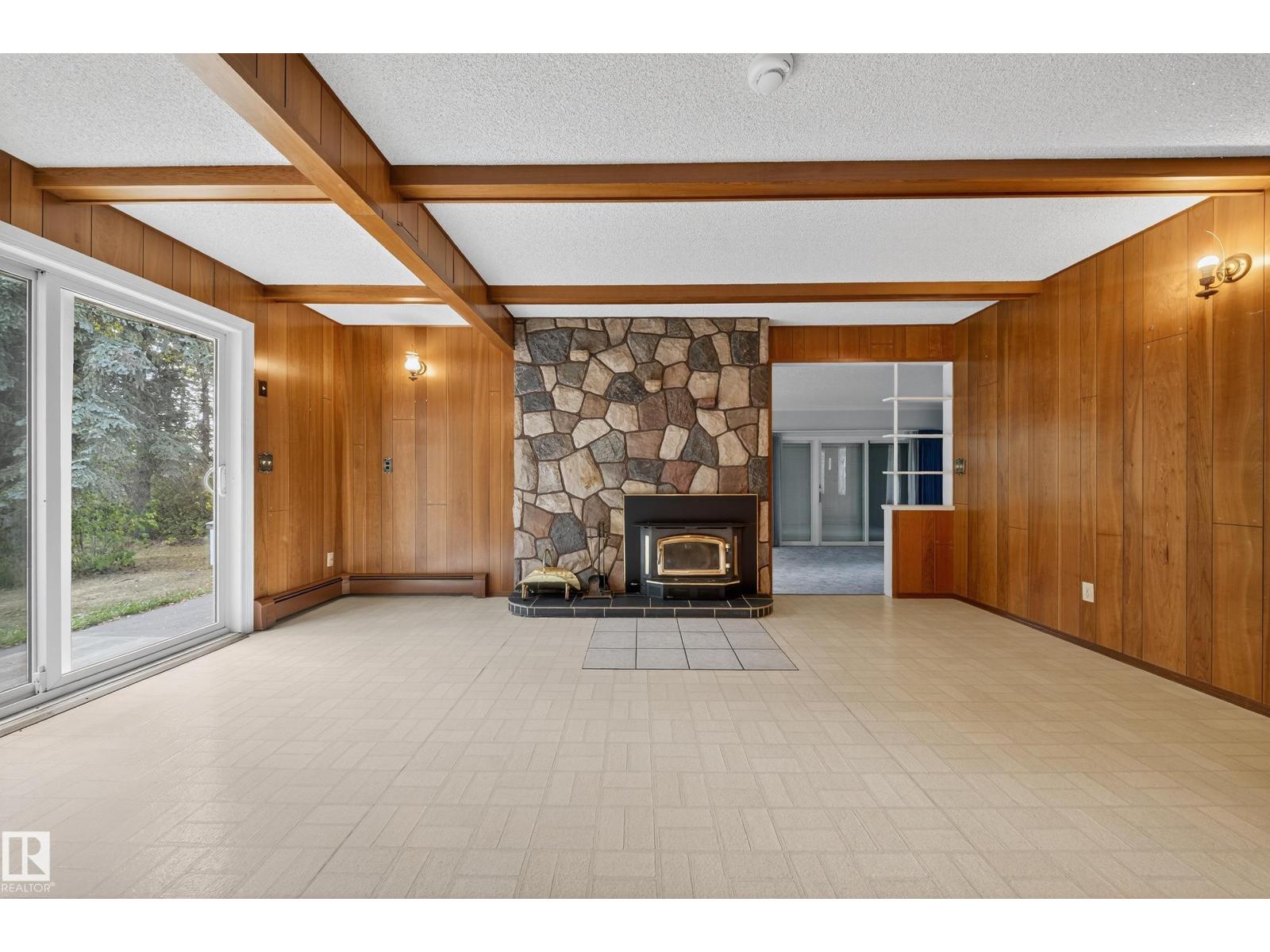 707 65 AV NW - 13