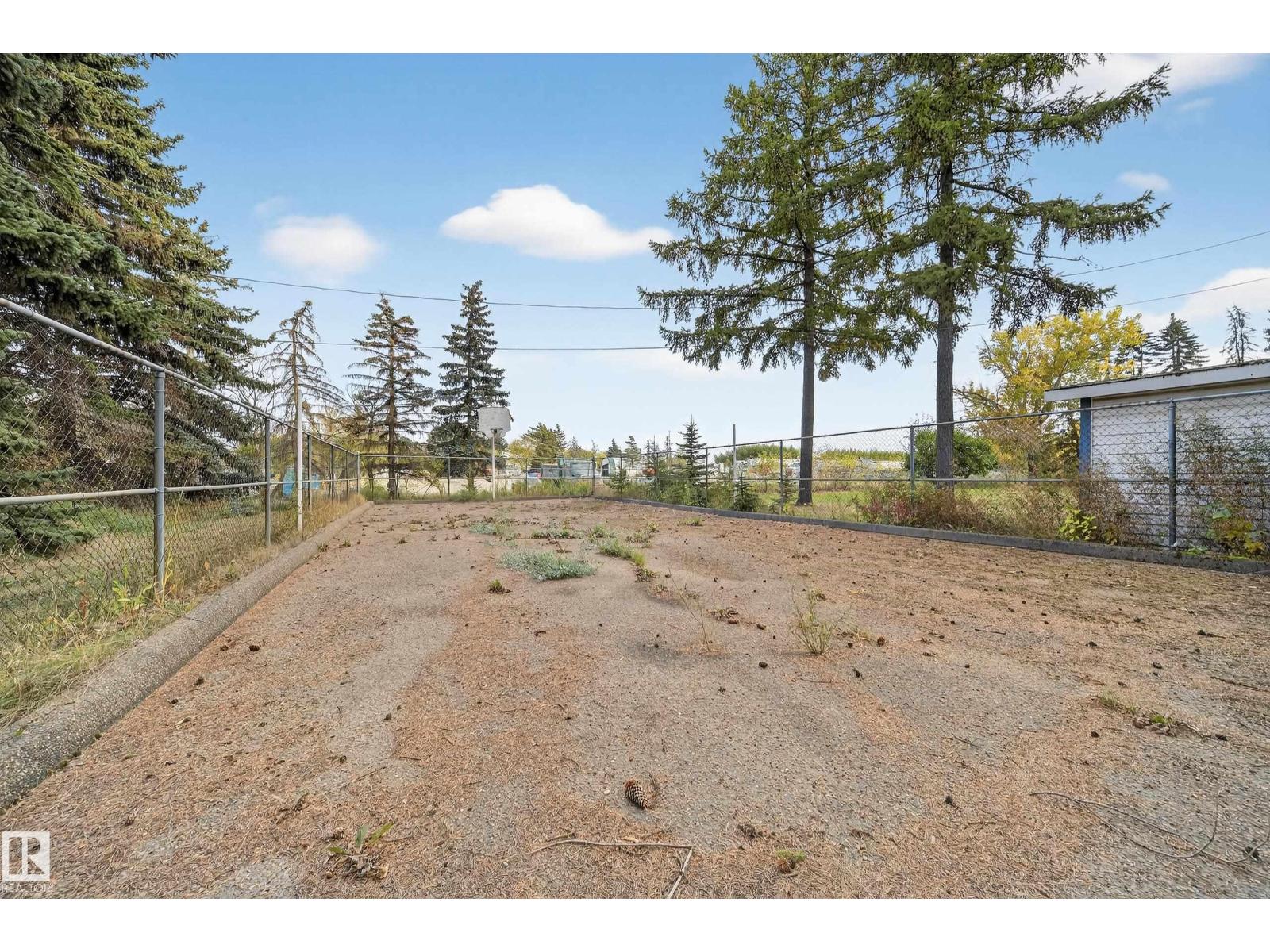 707 65 AV NW - 71
