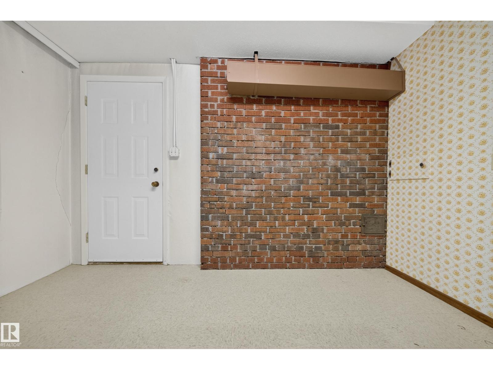 707 65 AV NW - 49