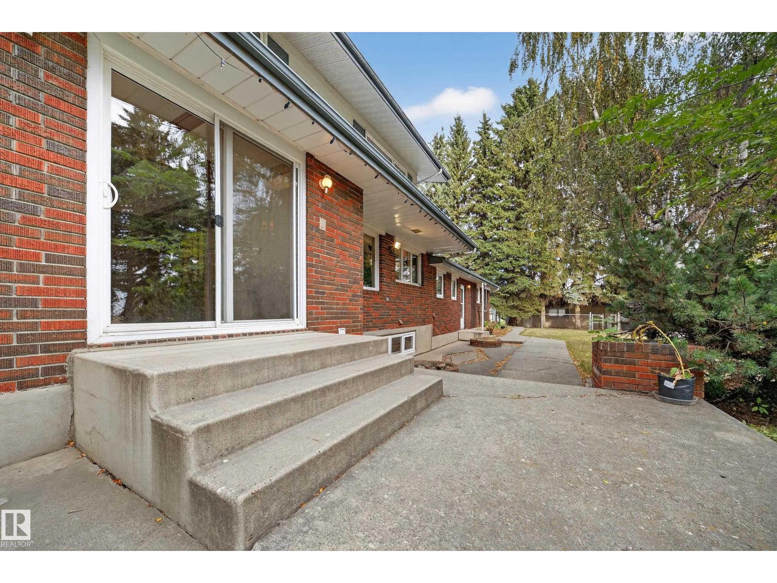 707 65 AV NW - 68