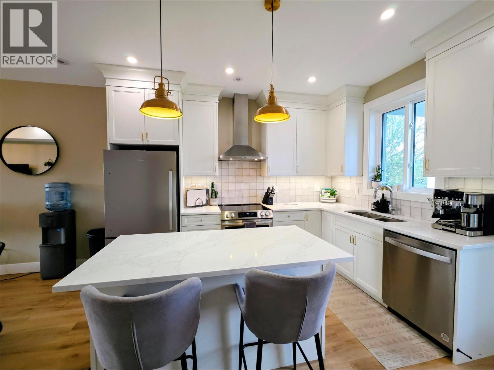 #A & C 126 13th Avenue S - 8