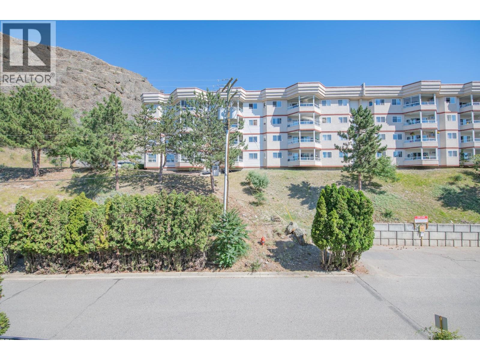#420 3901 32 Avenue - 25