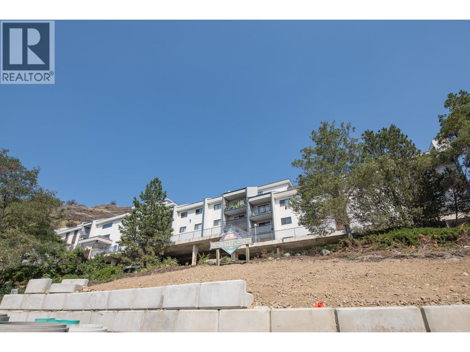 #420 3901 32 Avenue - 31