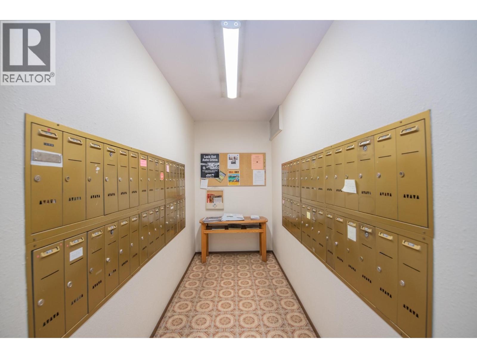 #420 3901 32 Avenue - 24
