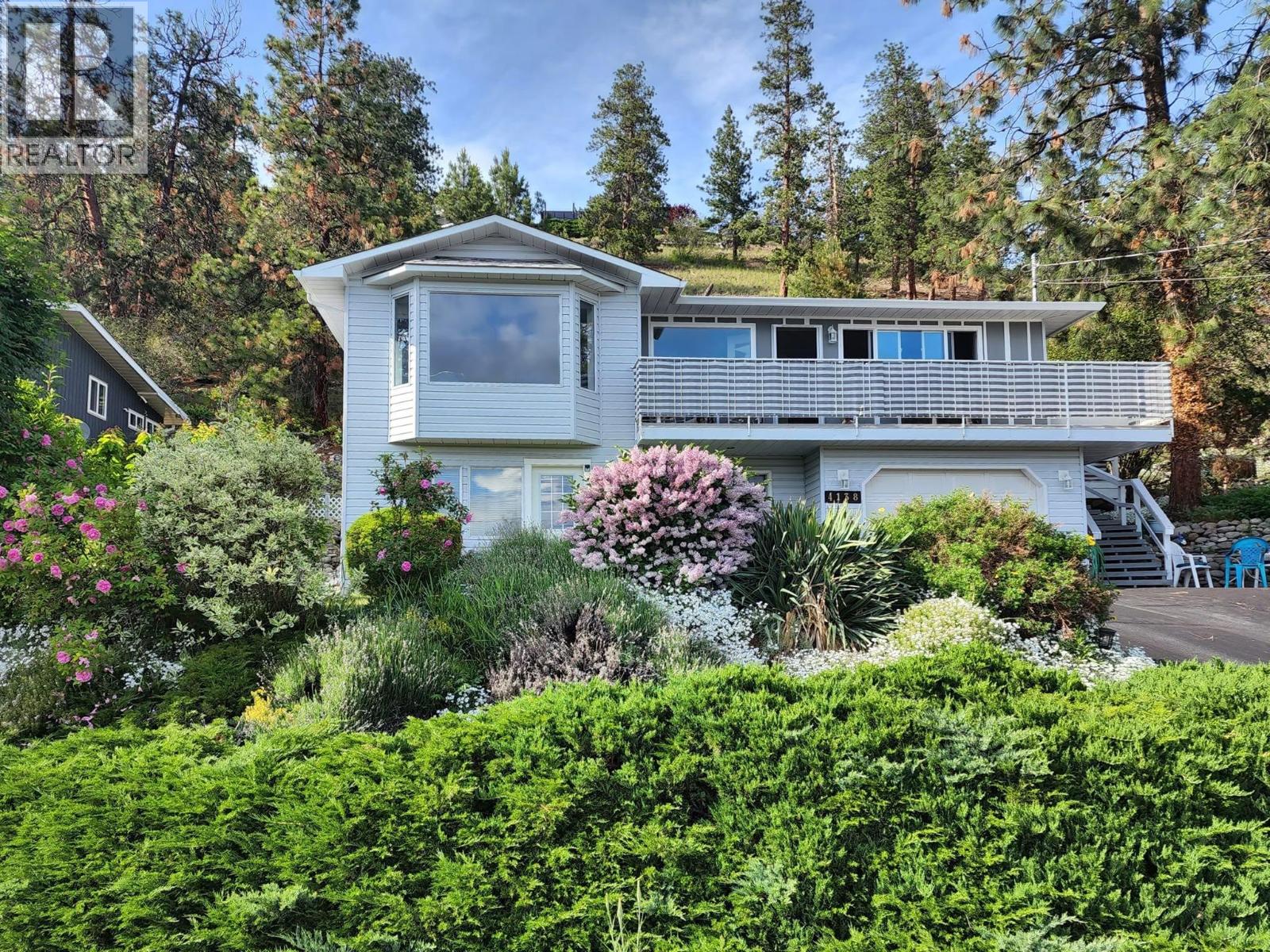 4138 4th Avenue, Peachland