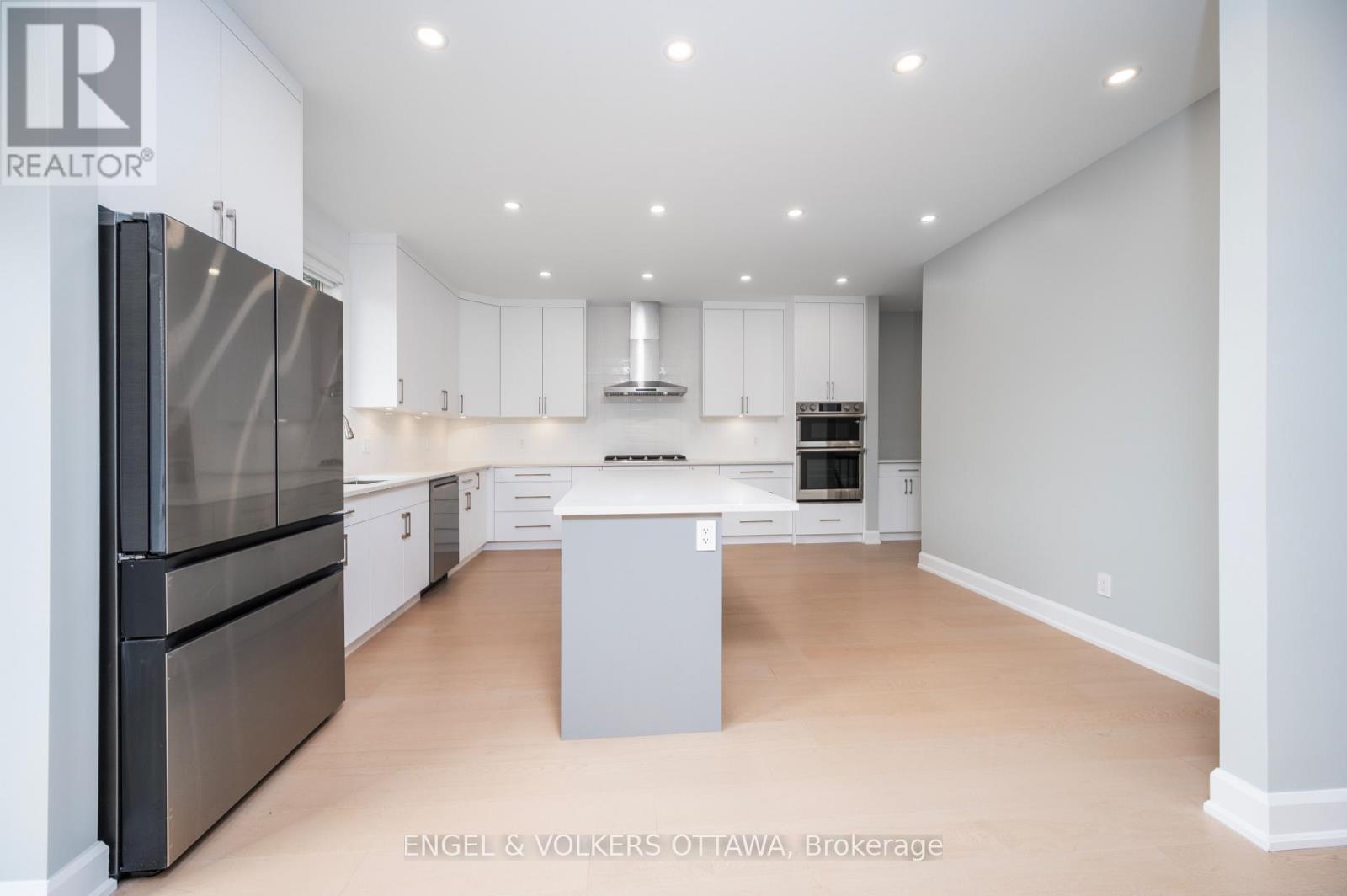 424 GINGER CRESCENT - 10