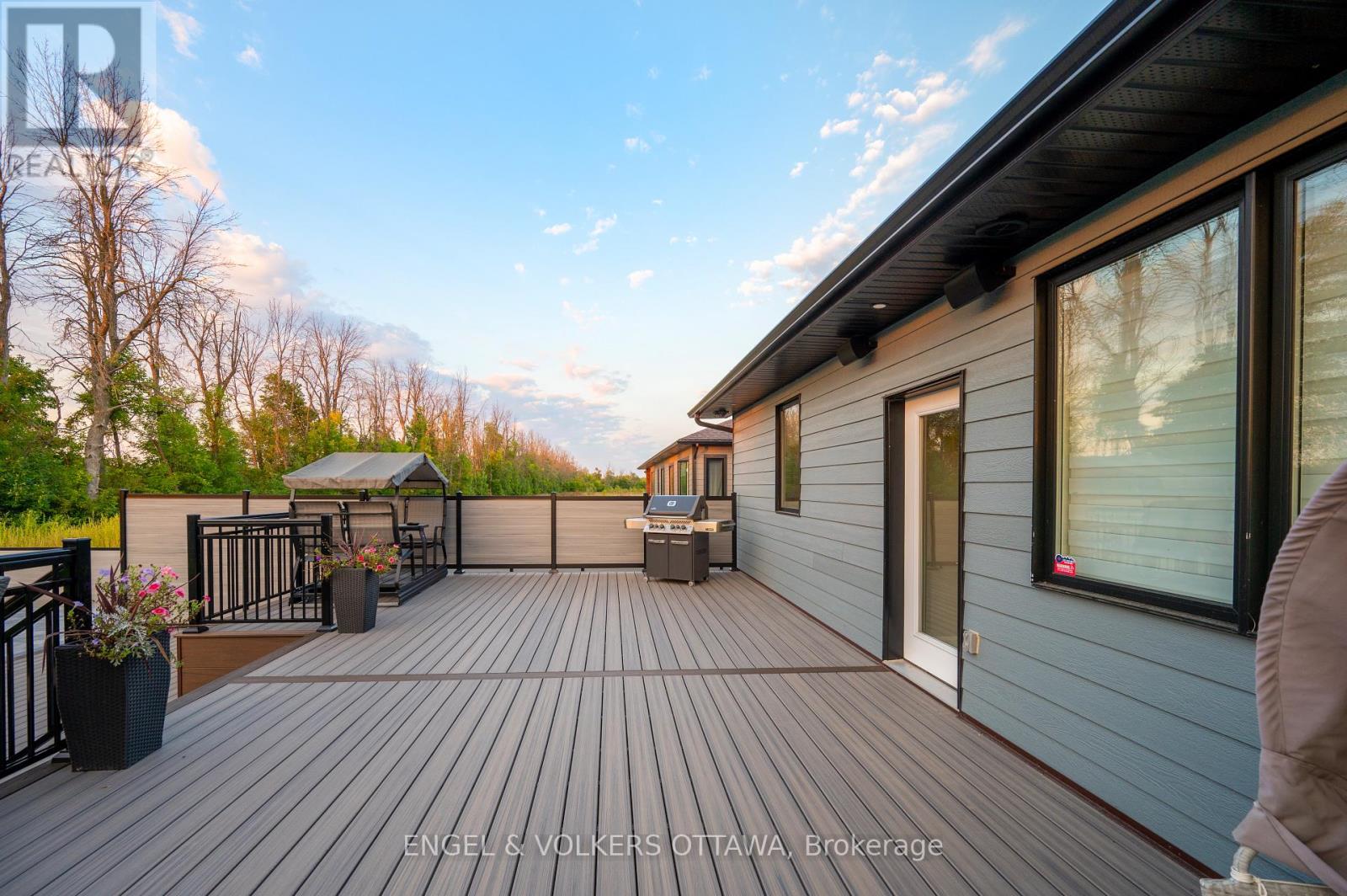 424 GINGER CRESCENT - 46