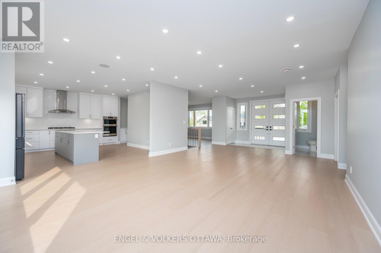 424 GINGER CRESCENT - 6
