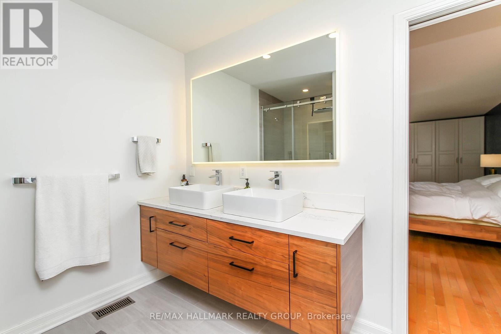 3 Bed, 4 Bath House for Rent in Ottawa – 244 GREENSWAY AVENUE, Ottawa – MLS# X13485086 - Image 25
