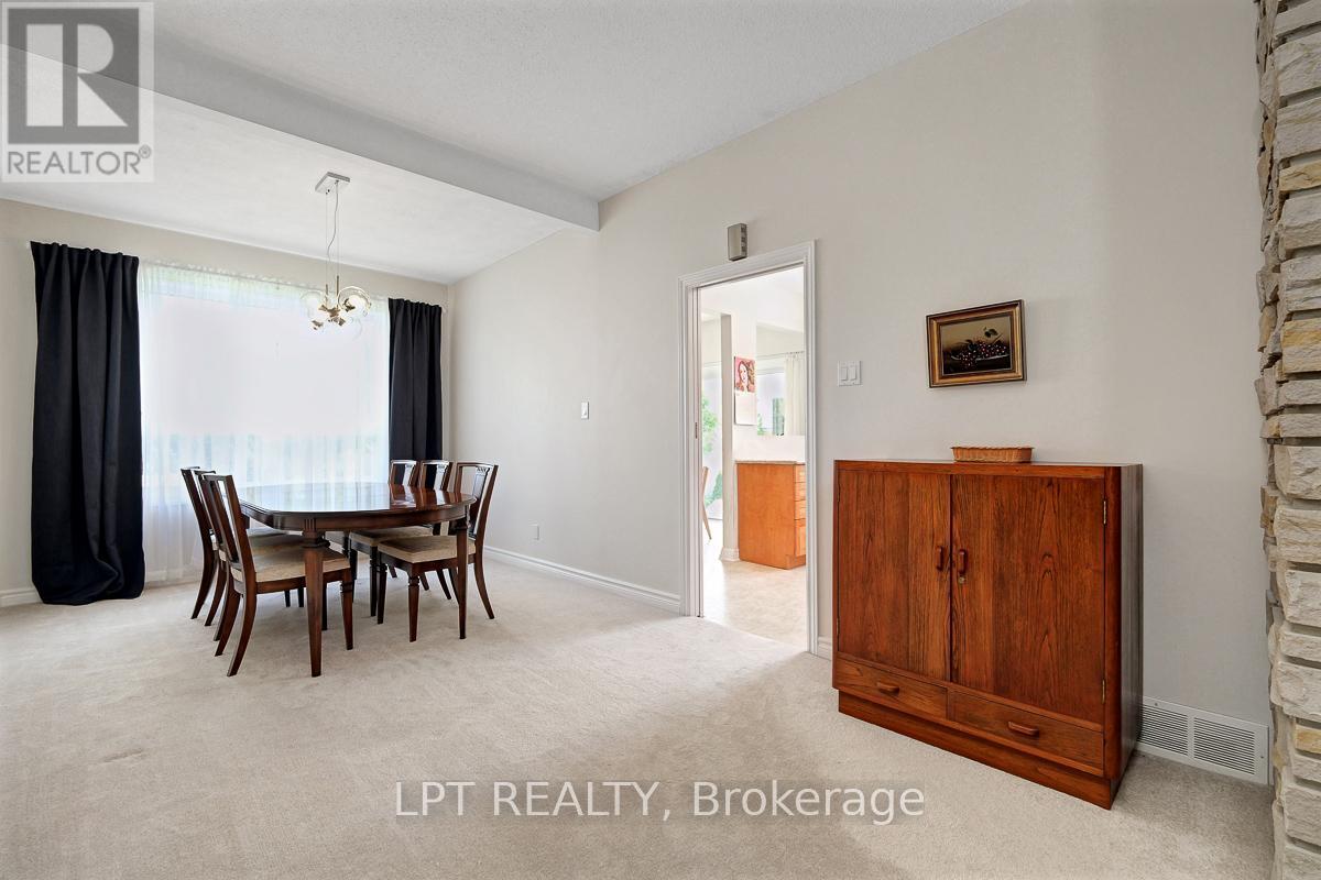 1772 DUNKIRK CRESCENT - 13