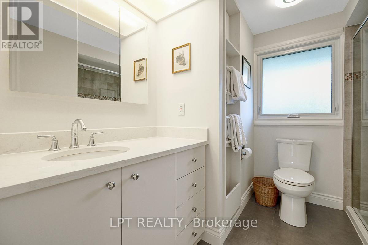 1772 DUNKIRK CRESCENT - 25