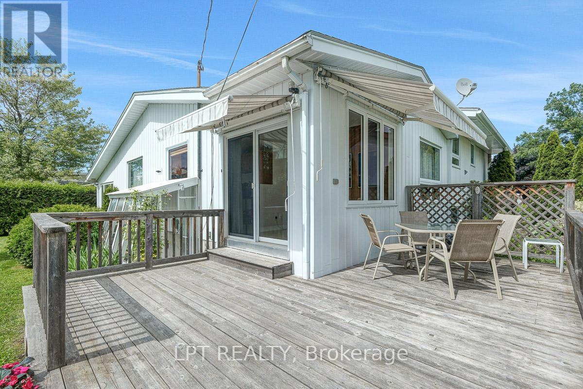 1772 DUNKIRK CRESCENT - 44