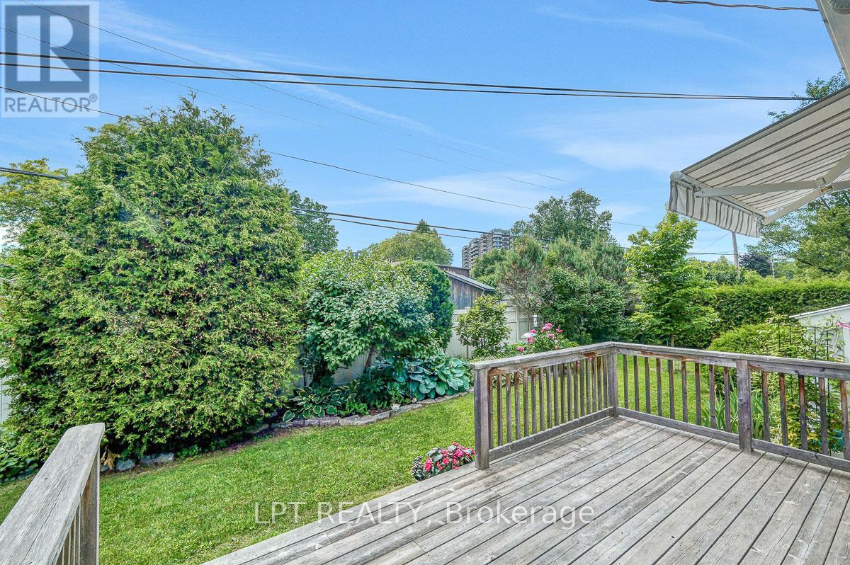 1772 DUNKIRK CRESCENT - 45
