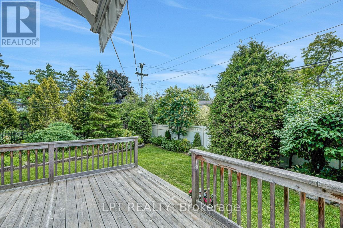 1772 DUNKIRK CRESCENT - 46