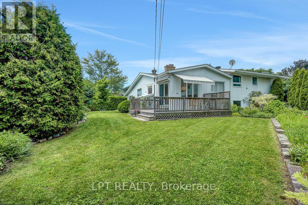 1772 DUNKIRK CRESCENT - 47