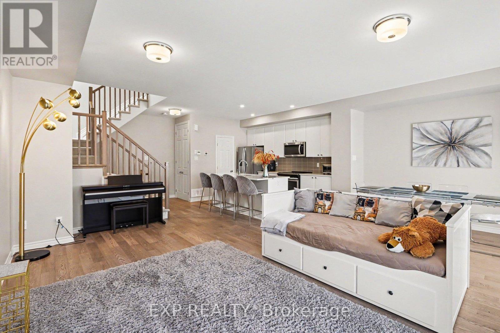 2 Bed, 3 Bath House for Sale in Ottawa – 276 PASTEL WAY, Ottawa – MLS# X13485228 - Image 8