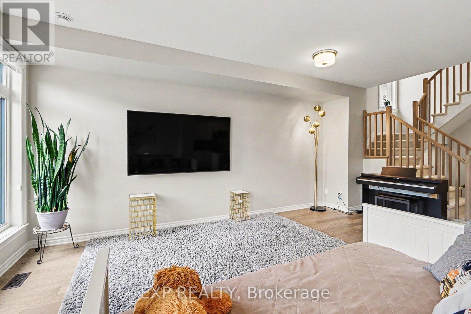 2 Bed, 3 Bath House for Sale in Ottawa – 276 PASTEL WAY, Ottawa – MLS# X13485228 - Image 9