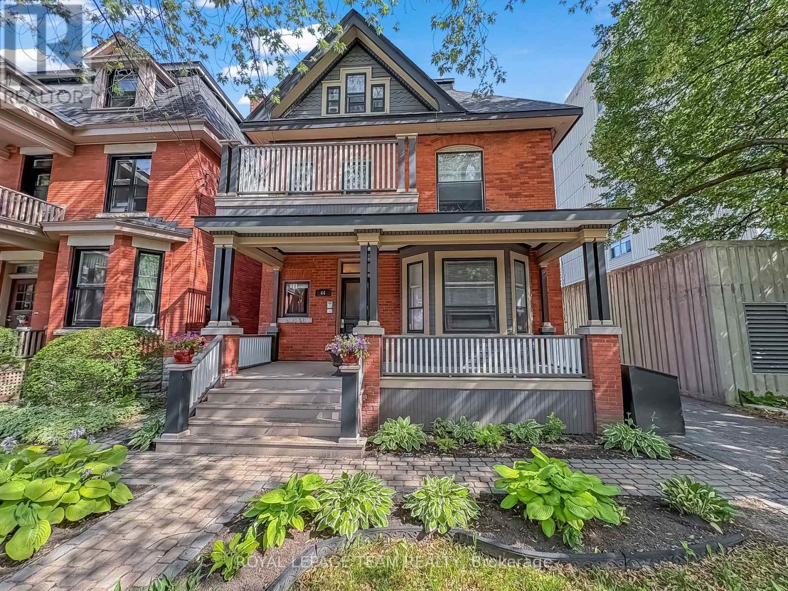 44 MCLEOD STREET - 1