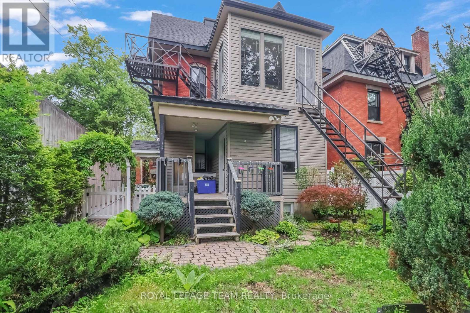 44 MCLEOD STREET - 22