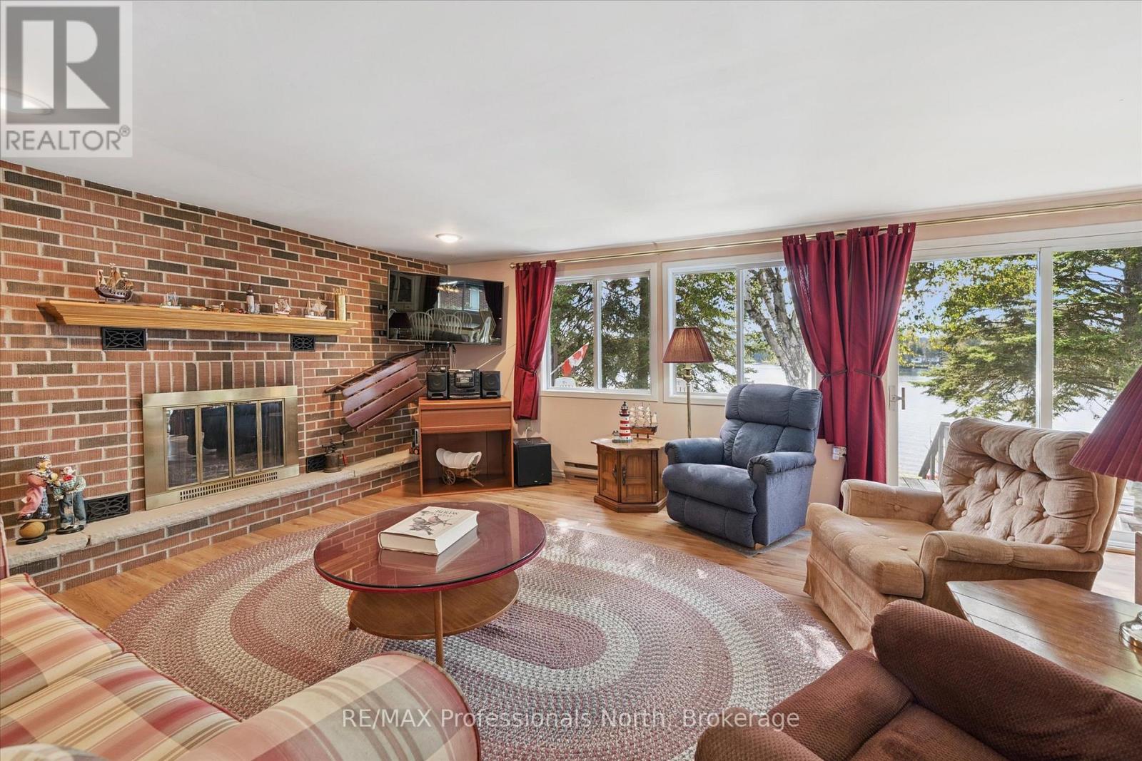 166 LAKEVIEW AVENUE - 12