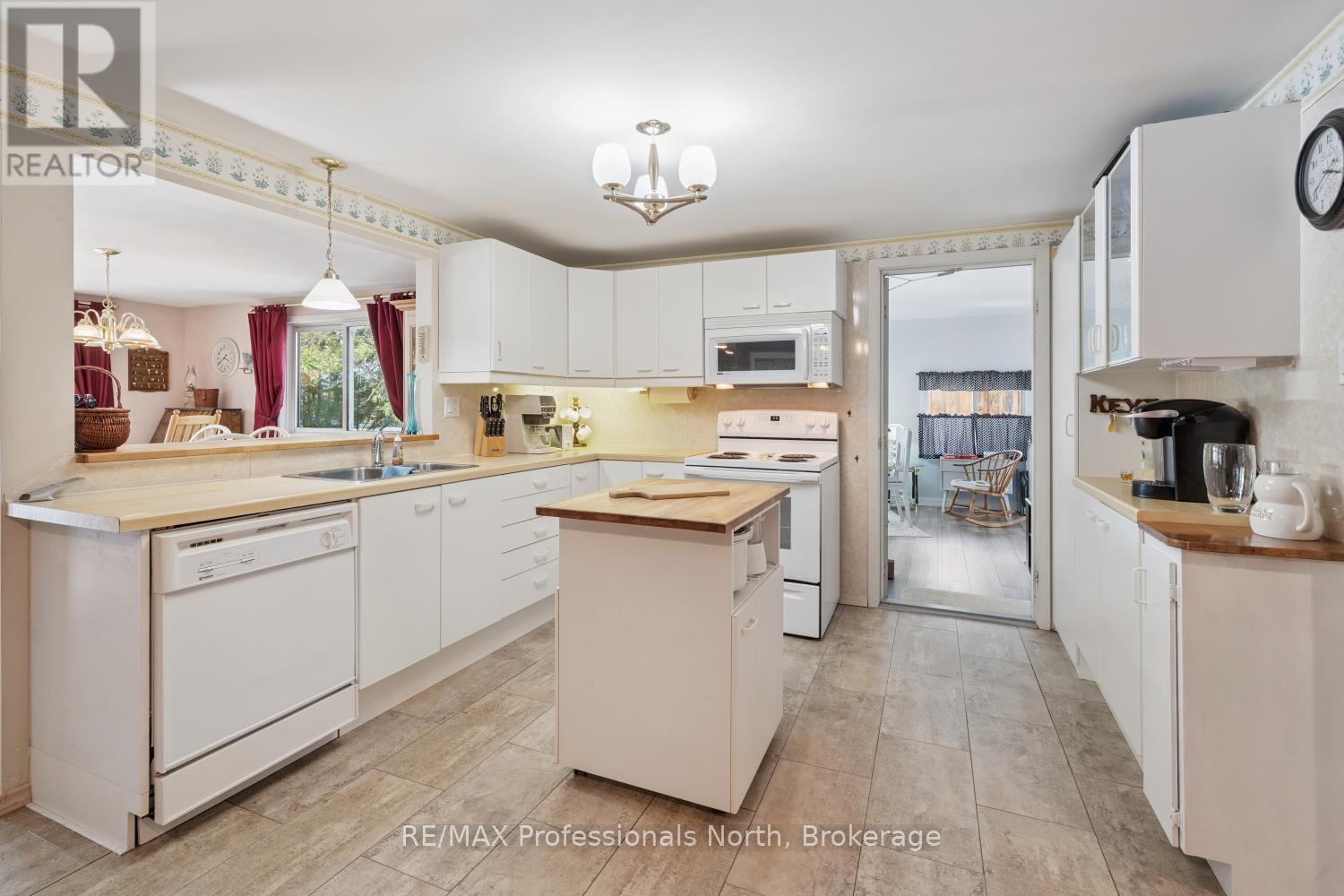 166 LAKEVIEW AVENUE - 17