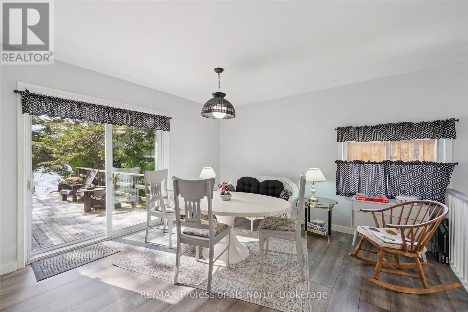 166 LAKEVIEW AVENUE - 19