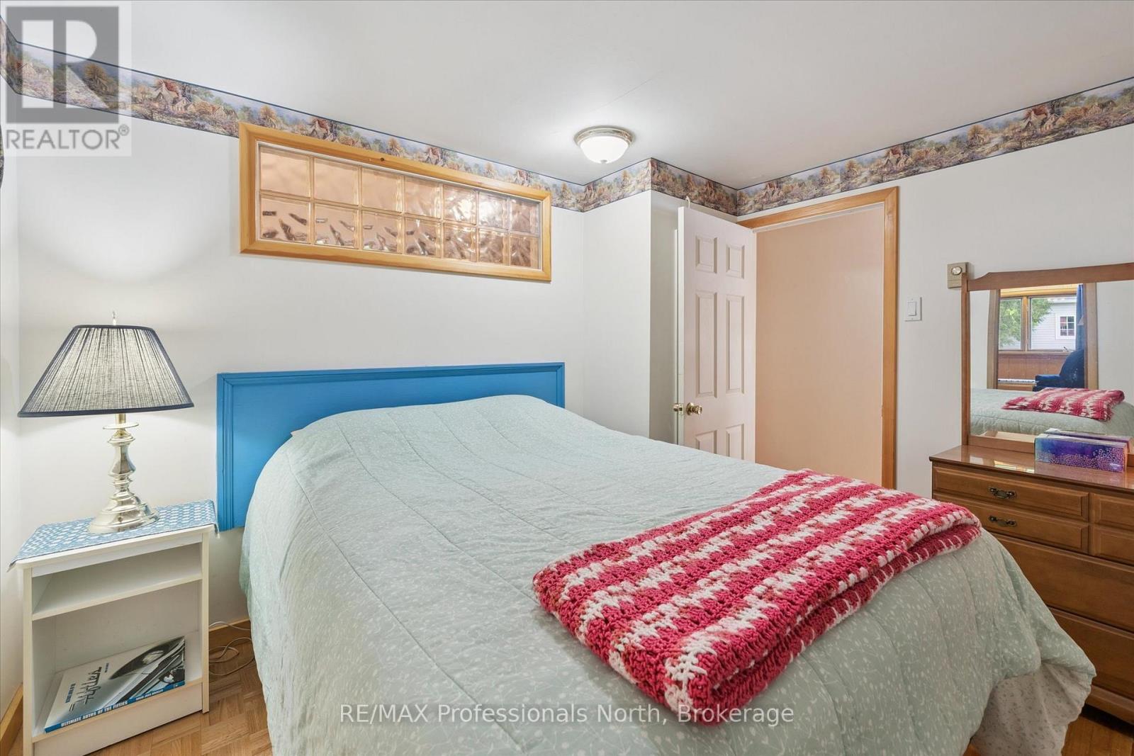 166 LAKEVIEW AVENUE - 27