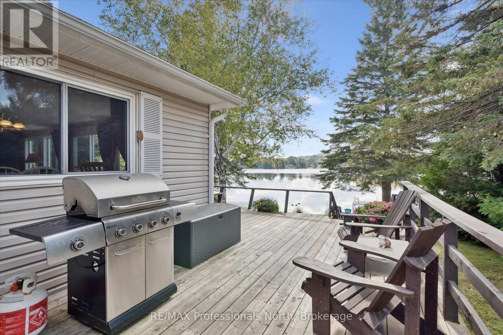 166 LAKEVIEW AVENUE - 3