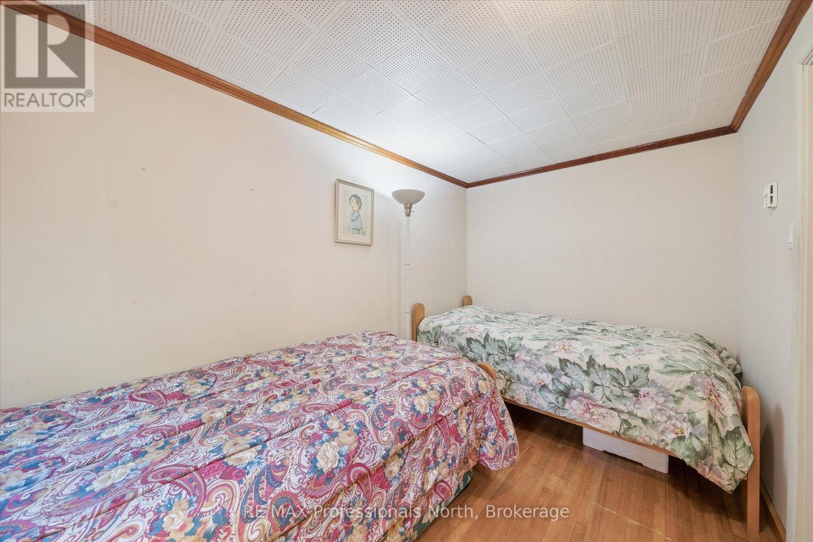 166 LAKEVIEW AVENUE - 31