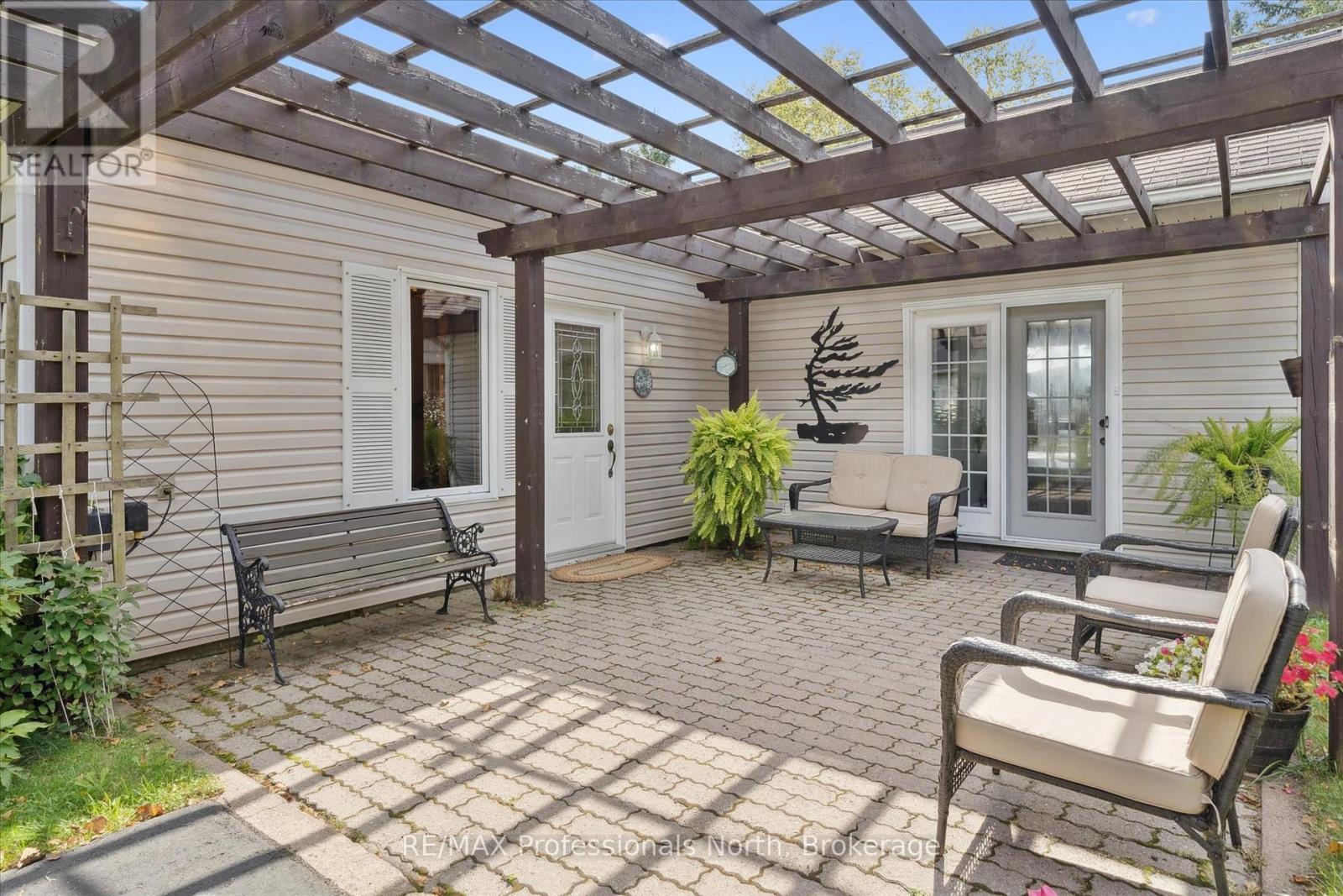 166 LAKEVIEW AVENUE - 4