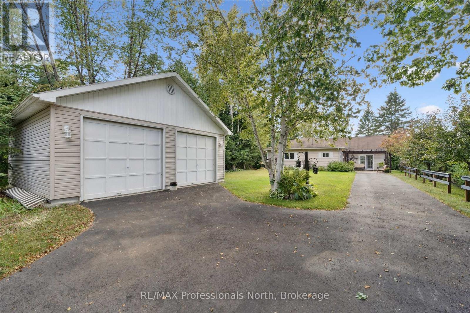 166 LAKEVIEW AVENUE - 9