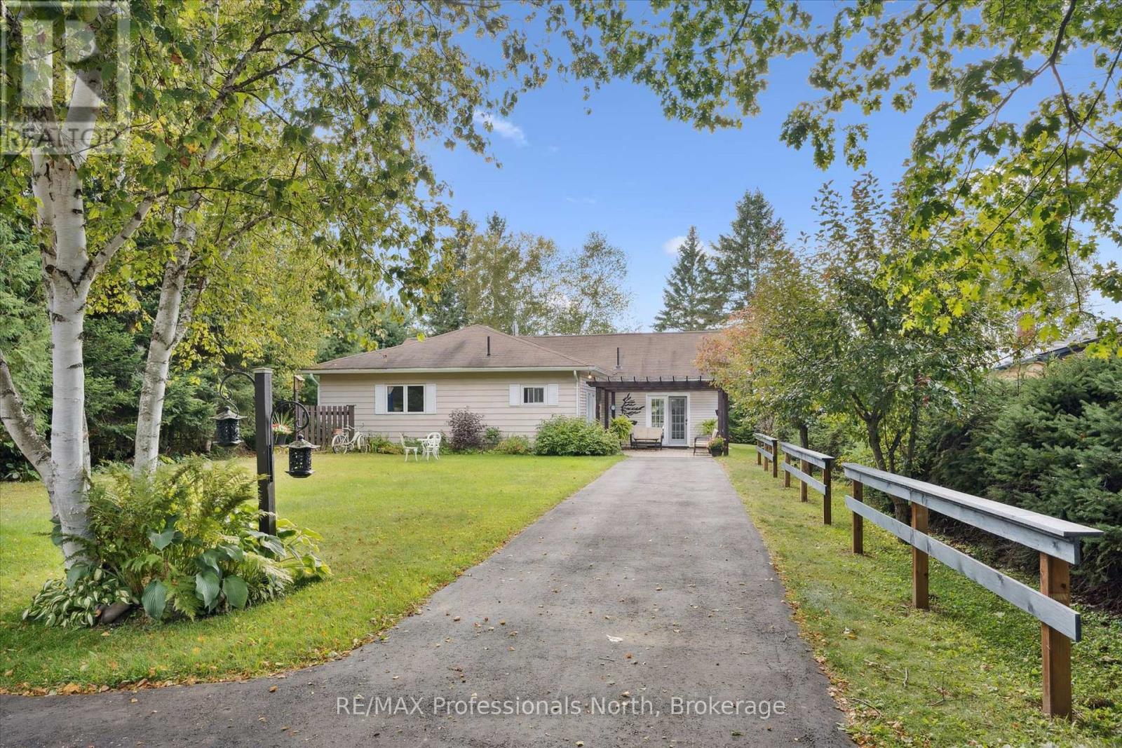166 LAKEVIEW AVENUE - 8