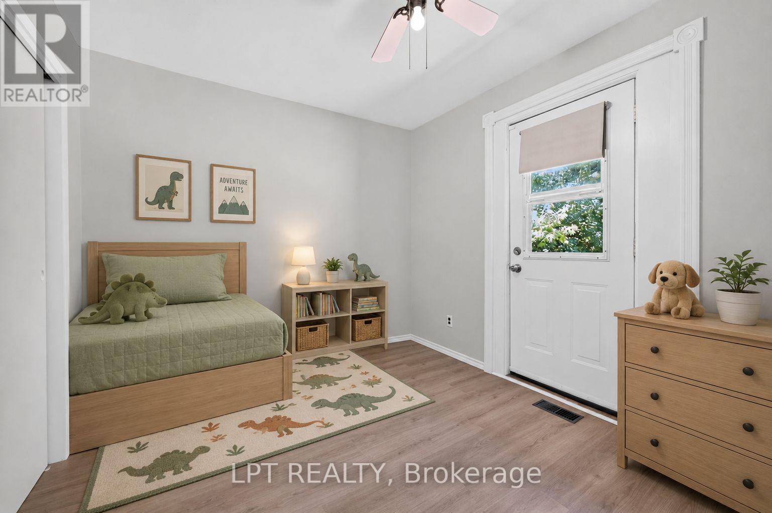 340 FAIRLAWN STREET - 18